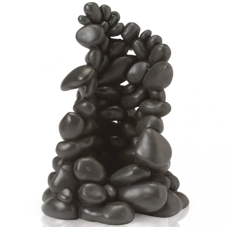 Большой орнамент из гальки, черный, Pebble ornament large black