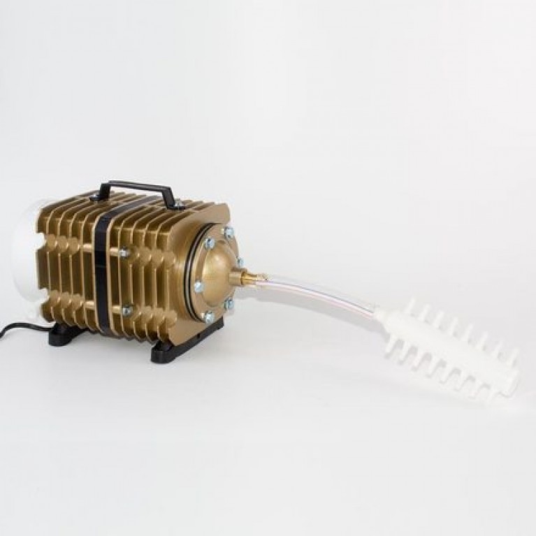 Аэратор для пруда ACO-012, 150 л/м, 0,42 бар, 185 вт , может работать зимой и летом