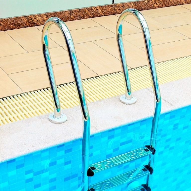 Лестница Aquaviva Mixta NSF515-SR (5 ступ.)