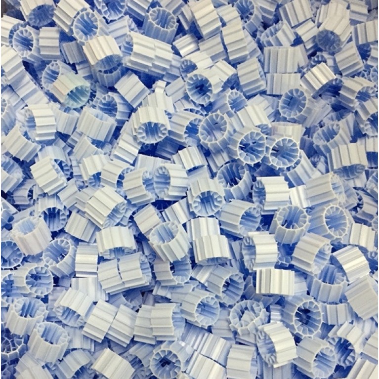 Биозагрузка с общей площадью поверхности 850 м2/м3, мешок 100л