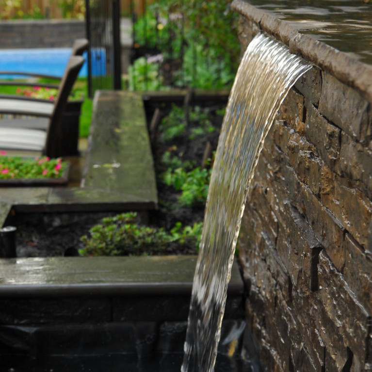 Излив для водопада из нерж стали 60 см HQ-WF600 W W, с подсветкой, цвет теплый белый