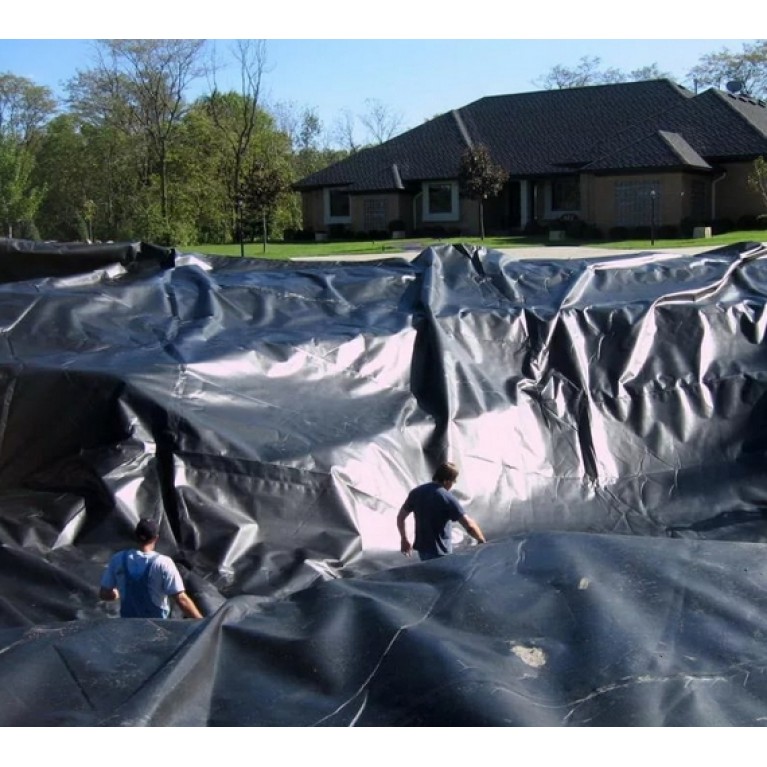 Пленка ПВХ Ergis 0,5мм, рулон 8*30м, цена за м2, цвет черный